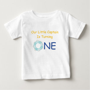 T-shirt Pour Bébé Une petite chemise de capitaine