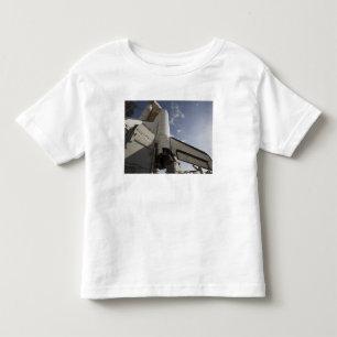 T-shirt Pour Les Tous Petits Effort de navette spatiale sur la plate-forme de
