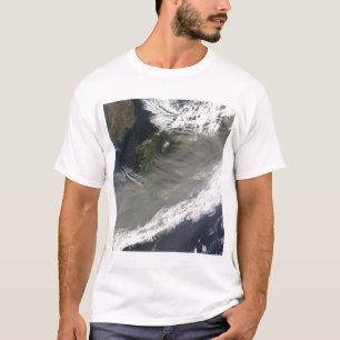T-shirt Poussière au Japon