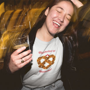T-shirt Pretzel Heart Oktoberfest personnalisable