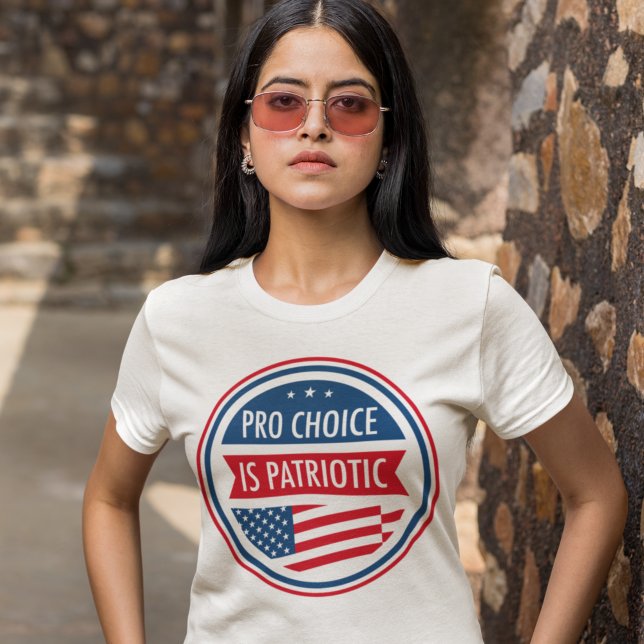 T-shirt Pro Choice est la liberté patriotique des femmes a (Créateur téléchargé)