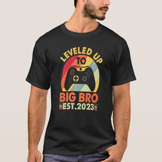 T-shirt Promu À Big Bro Awesome Étalé Jusqu'À Big Brot (Devant)