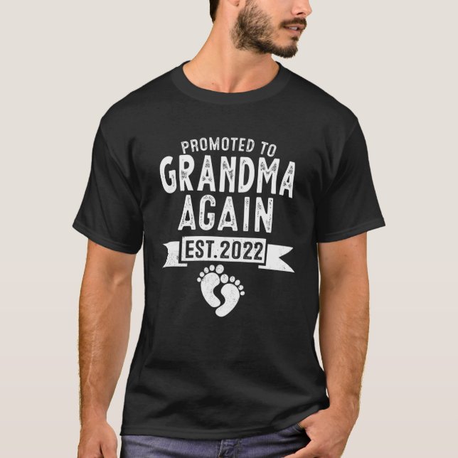T-shirt Promu À Grand-Mère À Nouveau EST 2022 Bientôt Gran (Devant)