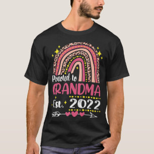 T-shirt Promu À Grand-Mère Est 