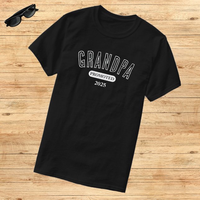 T-shirt Promu À Grand-Père Est. Année que grand-père (Créateur téléchargé)