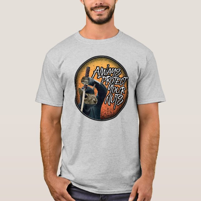 T-shirt Protégez toujours vos noix - drôle d'écureuil ninj (Devant)
