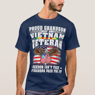 T-shirt Proud Grandson Of Vietnam Veteran  Freedom Isnt