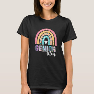 T-shirt Proud Senior Mom Rainbow Class of 2023 Graduation