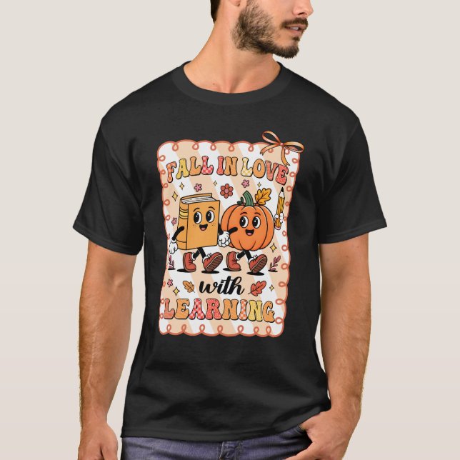 T-shirt Pumpkin Teacher Preppy Fall In Love With Learning  (Devant)