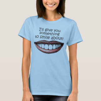 T-shirt quelque chose-à-sourire-au sujet de