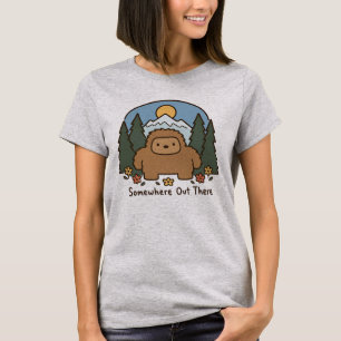 T-shirt Quelque part là-bas Kawaii Bigfoot Montagne