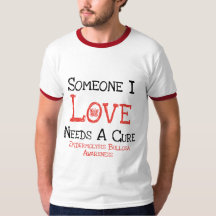 Quelqu'un amour d'I a besoin d'une chemise de