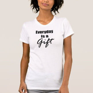 T-shirt Quotidien est un débardeur décontracté de dames de