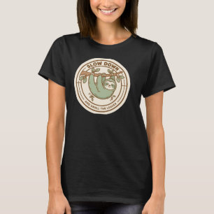 T-shirt Ralentir et Sentir les Feuilles Mignon Paresseux N