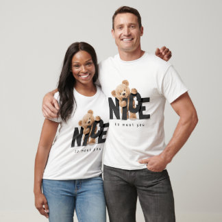 T-shirt Ravi de vous rencontrer slogan avec poupée d'ours