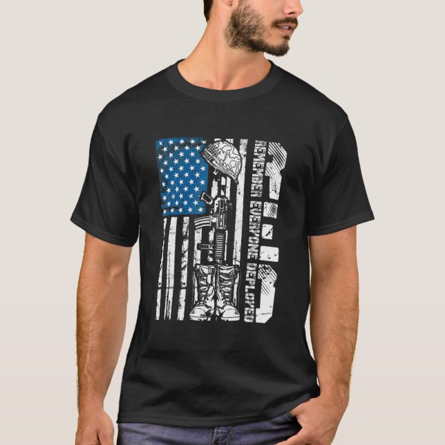 T-shirt Red Friday Military Se souvenir de tout le vétéran (Devant)