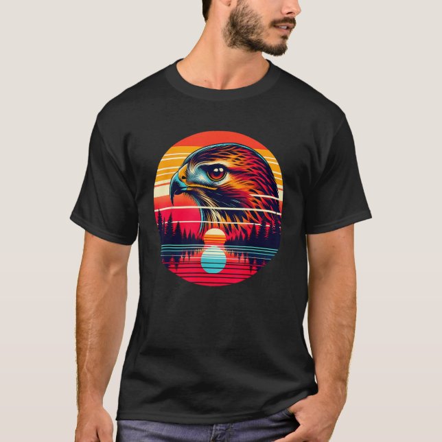 T-shirt Red tailed Hawk Bird Sunset Retro Style Safari Vin (Devant)