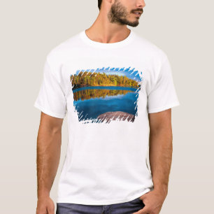 T-shirt Reflets de début de soirée dans les eaux limitroph