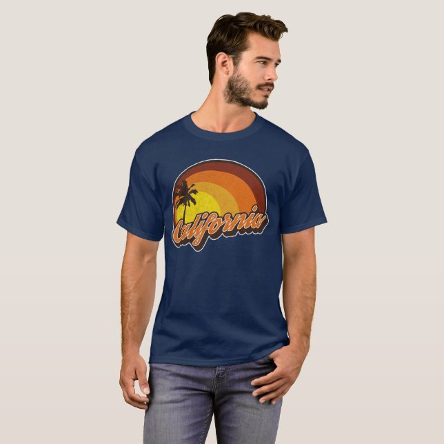 T-shirt Regard affligé du soleil de la Californie rétro (Devant entier)