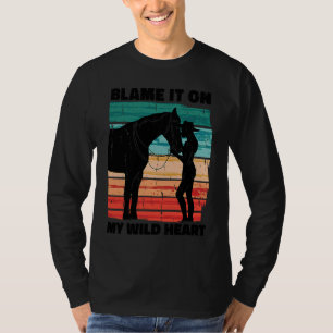 T-shirt Rejetez la faute sur ma femme à cheval au cœur sau