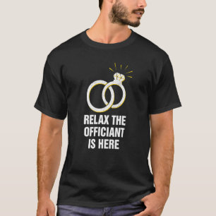 T-shirt Relax L'Officier Est Ici Prêtre Mariage Ordaine