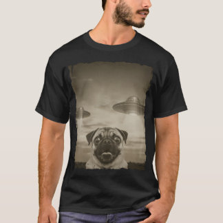 T-shirt Rencontre amusante d'ovni de chien Carlin selfie t