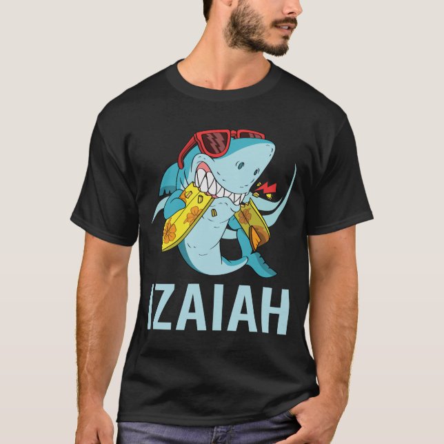 T-shirt Requin drôle - Nom Izaiah (Devant)