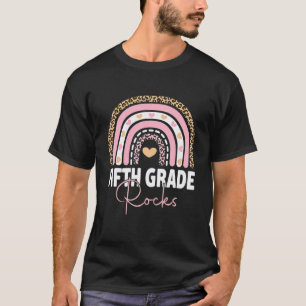 T-shirt Retour à l'école cinquième année déchire premier j