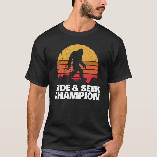 T-shirt Retro Bigfoot Cacher et Rechercher Champion (Devant)