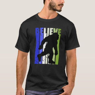 T-shirt Retro Bigfoot Yeti Vintage Distressed Designs Bleu