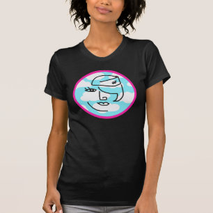 T-shirt Rétro hôtesse dans la chemise rose de cercle