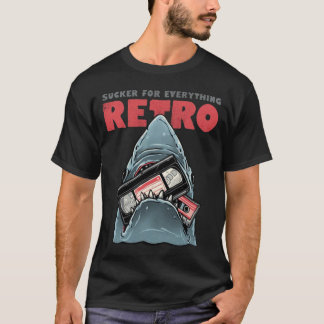 T-shirt Retro Shark VHS Cassette Tape Drôle 80s Nostalgie
