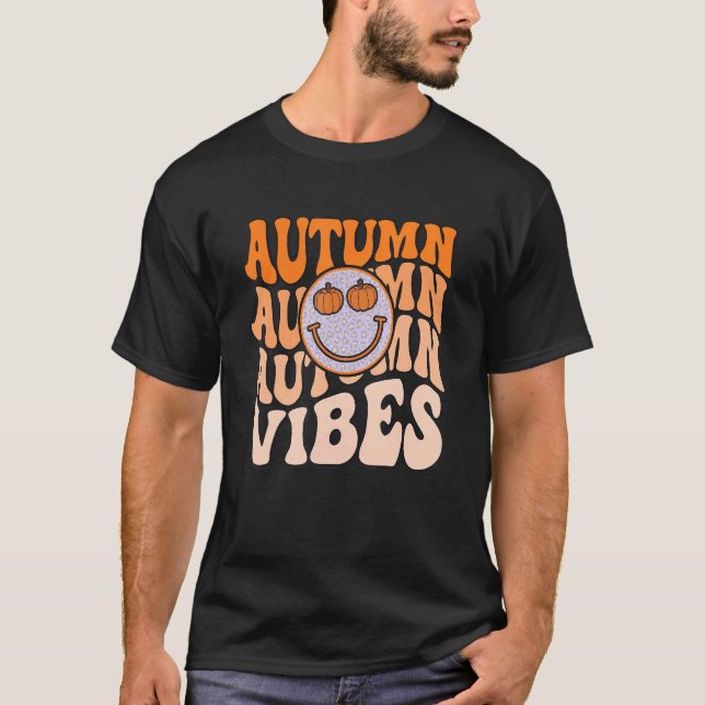 T-shirt Retro Smile Face Automne Vibes Citrouille Automne  (Devant)
