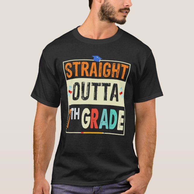 T-shirt Retro Straight Outta 7th Grade  1st Day of School (Devant)