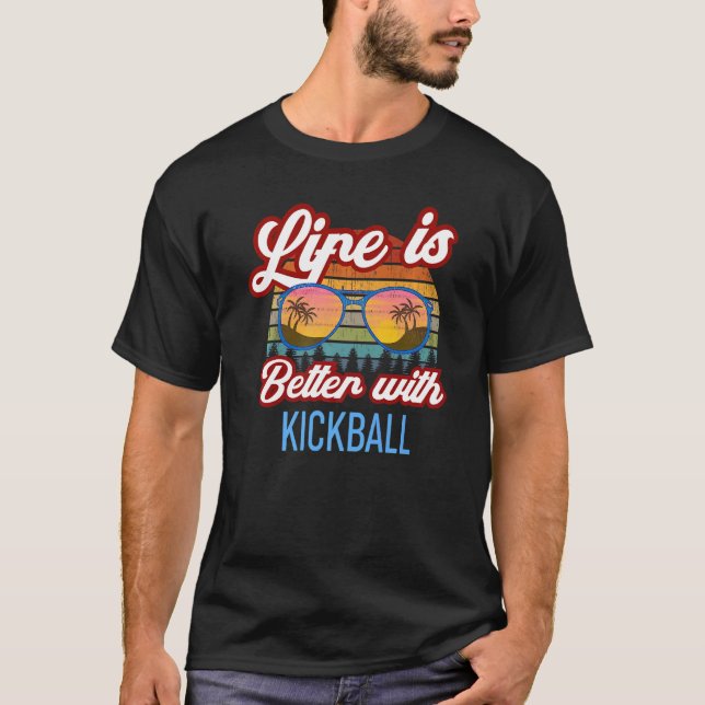T-shirt Retro Sunset Slogan   With Kickball (Devant)