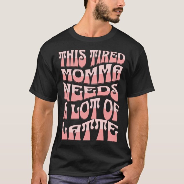 T-shirt Retro Wavy Font Maman Fonctionne Sur La Caféine Fa (Devant)