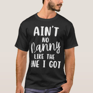 T-shirt Réunion de famille : y'a pas de nounou comme celle