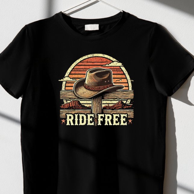 T-shirt "Ride Free." (Créateur téléchargé)