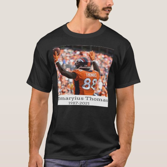 T-shirt RIP Demaryius Thomas Essentiel  (Devant)