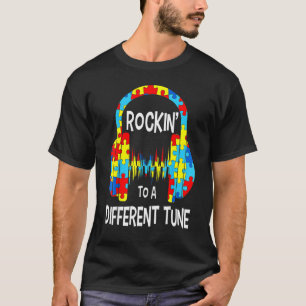 T-shirt Rockin 'To A Different Tune Autism Awareness Têtes