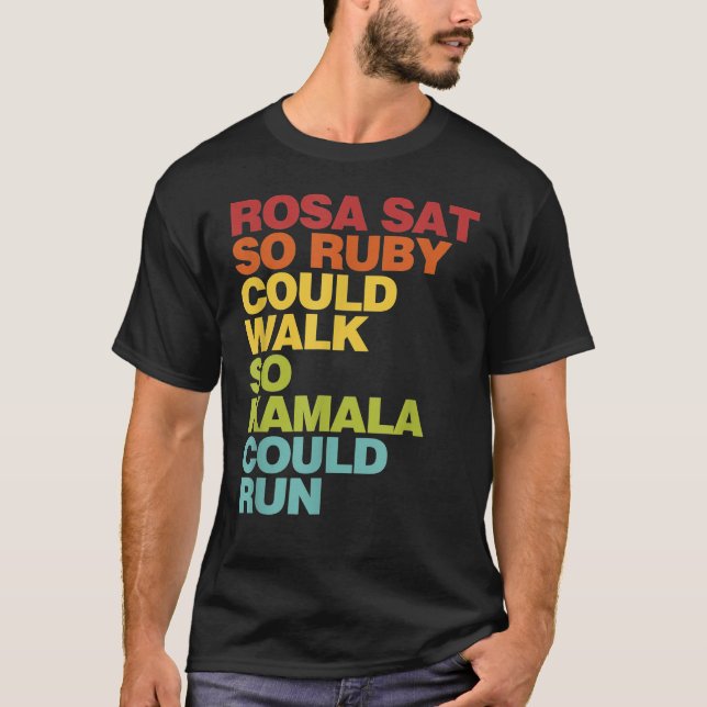 T-shirt Rosa S'Est Assis Pour Que Ruby Puisse Marcher Pour (Devant)
