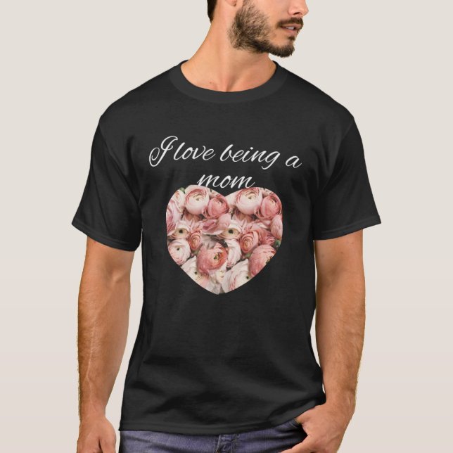 T-shirt Roses roses dans un coeur J'aime Être une maman 1 (Devant)