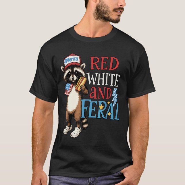 T-shirt Rouge Blanc Et Feral Racoon Feral 4 juillet (Devant)