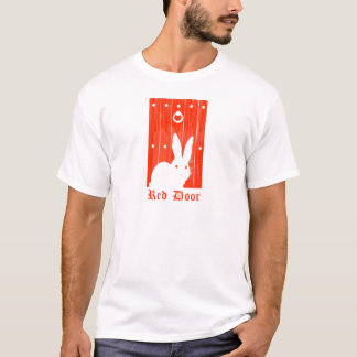 T-shirt rouge de lapin de porte