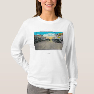 T-shirt Rue centrale regardant WestAnaheim, CA