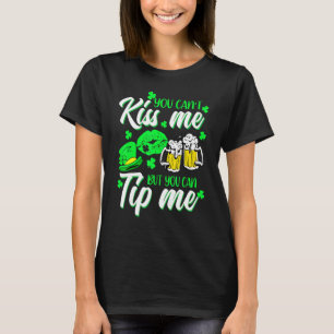 T-shirt Saint Patrick's Day Lucky Shamrock serveuse Barten