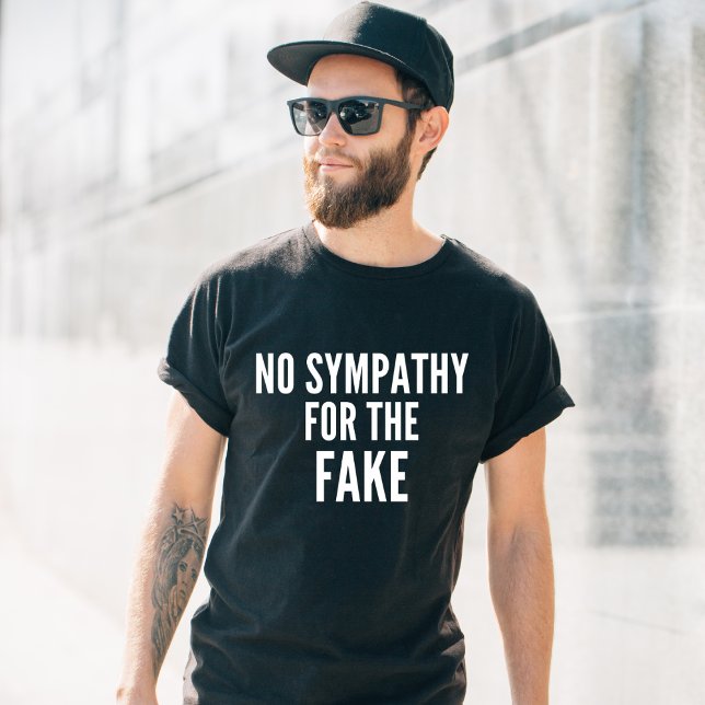 T-shirt sans sympathie (neutre pour le genre) (Créateur téléchargé)