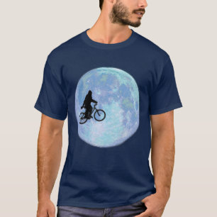 T-shirt Sasquatch/Bigfoot sur le vélo en ciel avec le