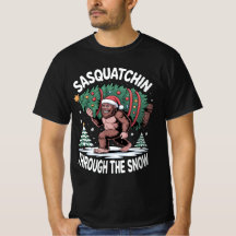 Sasquatchin à travers la neige