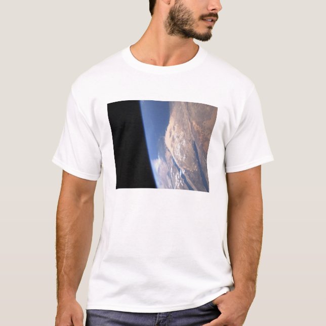 T-shirt Scène oblique élevée (Devant)